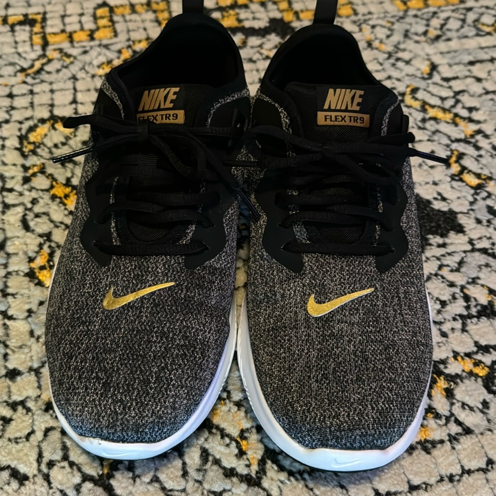 Nike, FlexTR9, Size 8.5 Grey, Black, White, Gold
